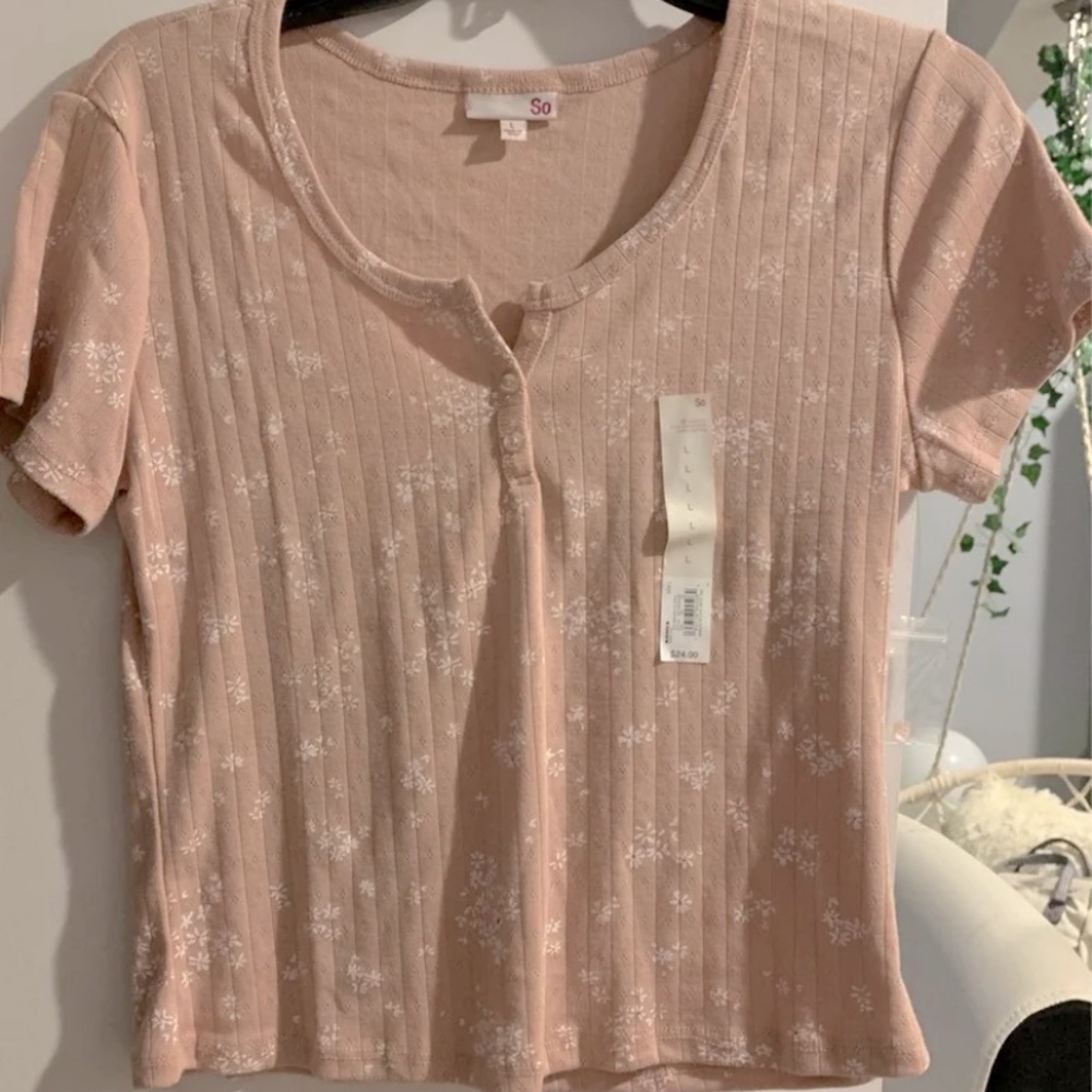 Baby pink floral top